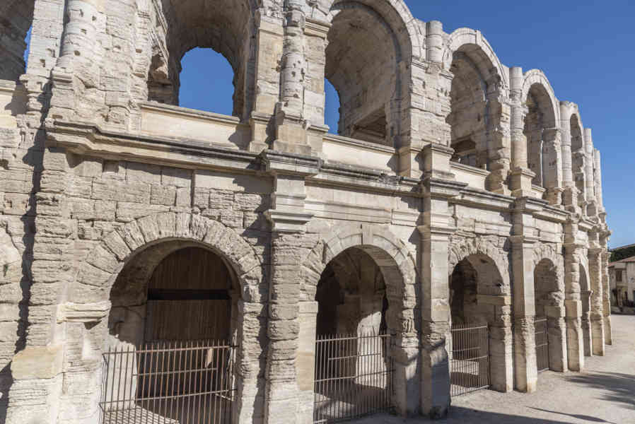 Francia - Arles 012 - Anfiteatro.jpg
